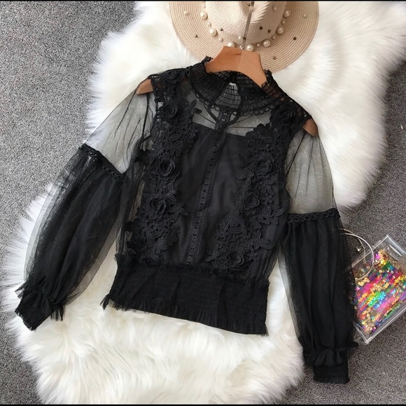 Lace Mesh Crochet Long Sleeve Blouse - Picture 4 of 8